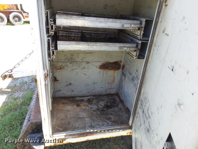 image for item DH3894 1994 GMC C4500  bucket truck