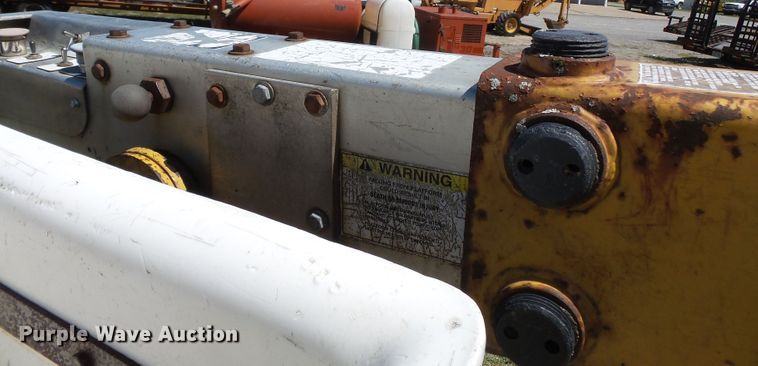 image for item DH3894 1994 GMC C4500  bucket truck