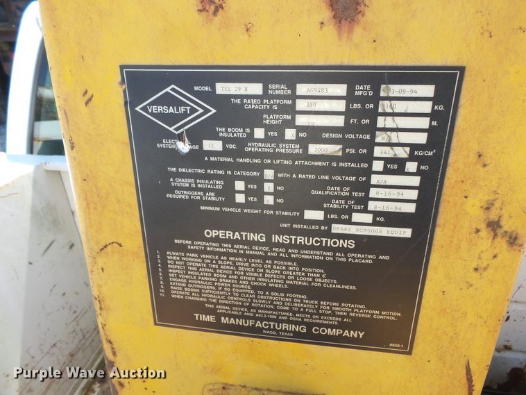 image for item DH3894 1994 GMC C4500  bucket truck