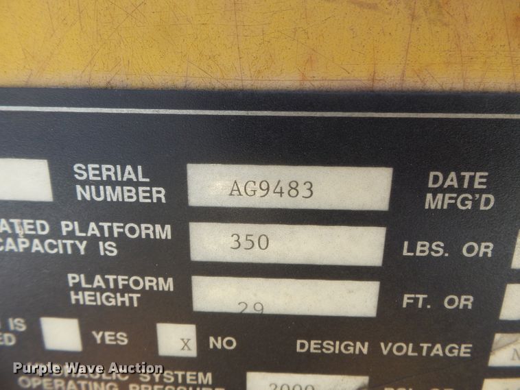 image for item DH3894 1994 GMC C4500  bucket truck