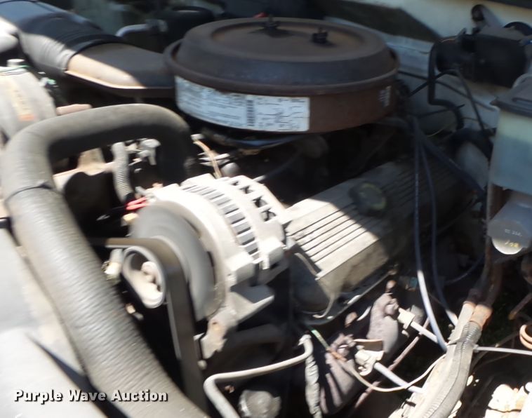 image for item DH3894 1994 GMC C4500  bucket truck