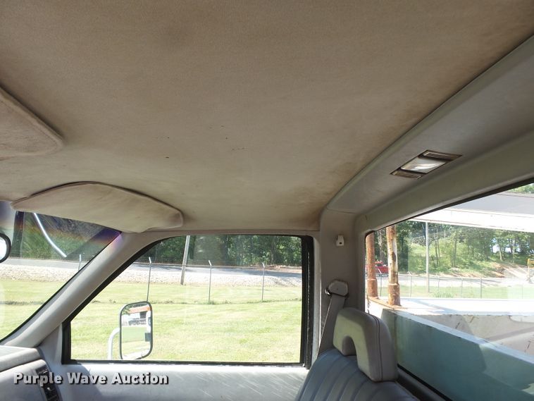 image for item DH3894 1994 GMC C4500  bucket truck