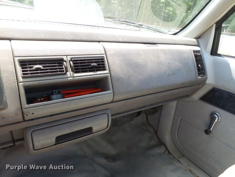 image for item DH3894 1994 GMC C4500  bucket truck