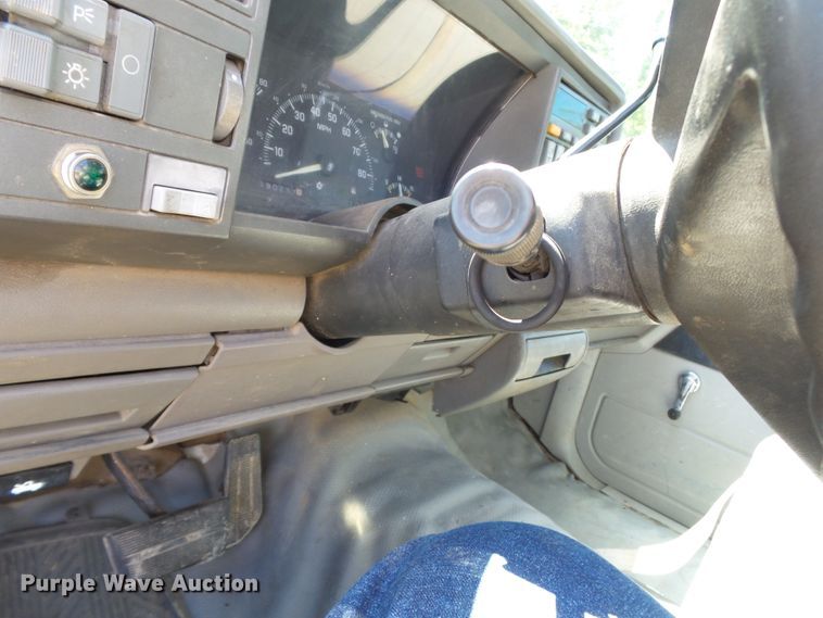 image for item DH3894 1994 GMC C4500  bucket truck