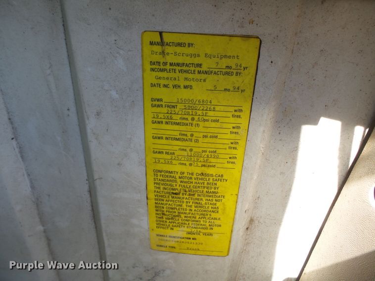 image for item DH3894 1994 GMC C4500  bucket truck