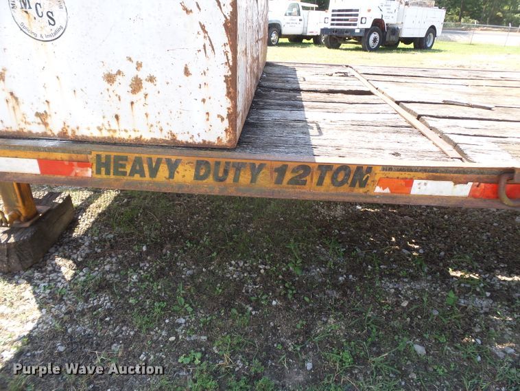 image for item DH3897 1997 Econoline DPM29DE equipment trailer