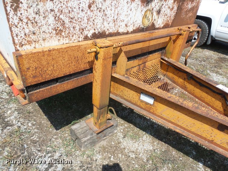 image for item DH3897 1997 Econoline DPM29DE equipment trailer