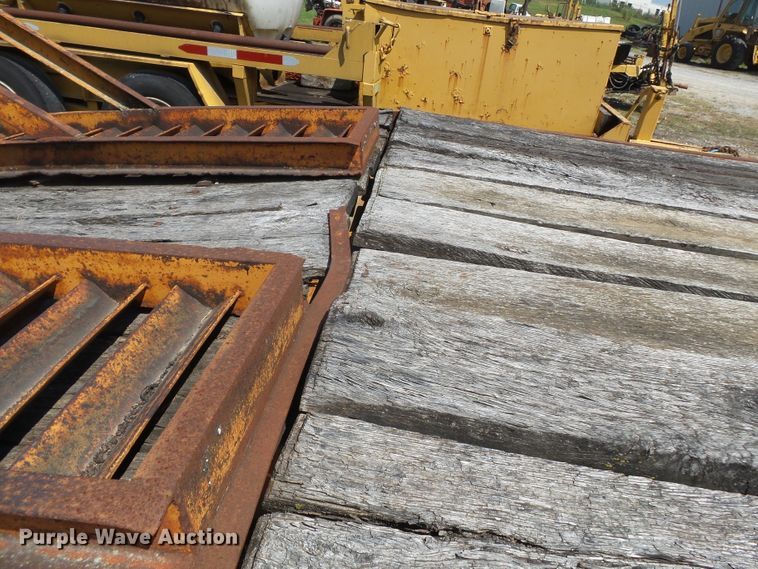 image for item DH3897 1997 Econoline DPM29DE equipment trailer