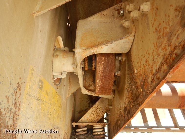 image for item DH4470 Metso Nordberg CV90-D  screen