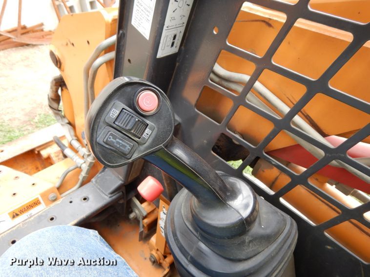 image for item DH6556 2009 Case 440CT  tracked skid steer loader