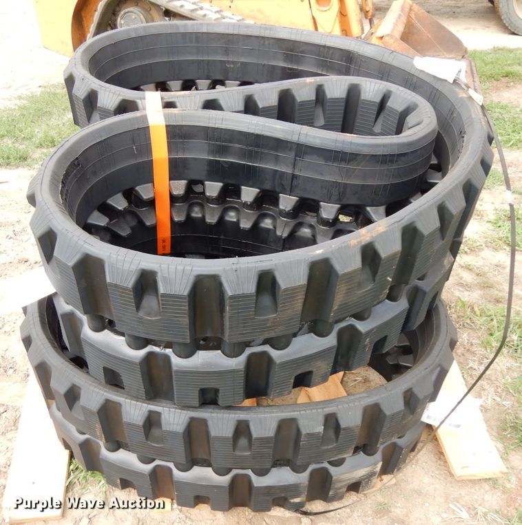 image for item DH6556 2009 Case 440CT  tracked skid steer loader