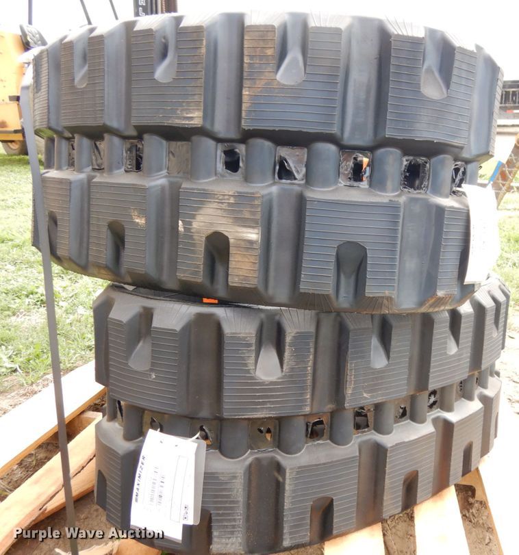 image for item DH6556 2009 Case 440CT  tracked skid steer loader