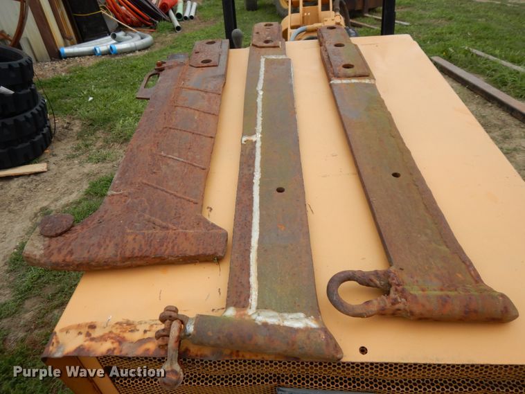 image for item DH6557 (2) Cable plows