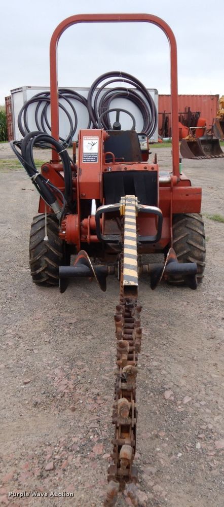 image for item DH6558 1998 Ditch Witch 3700DD  trencher