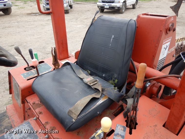 image for item DH6558 1998 Ditch Witch 3700DD  trencher