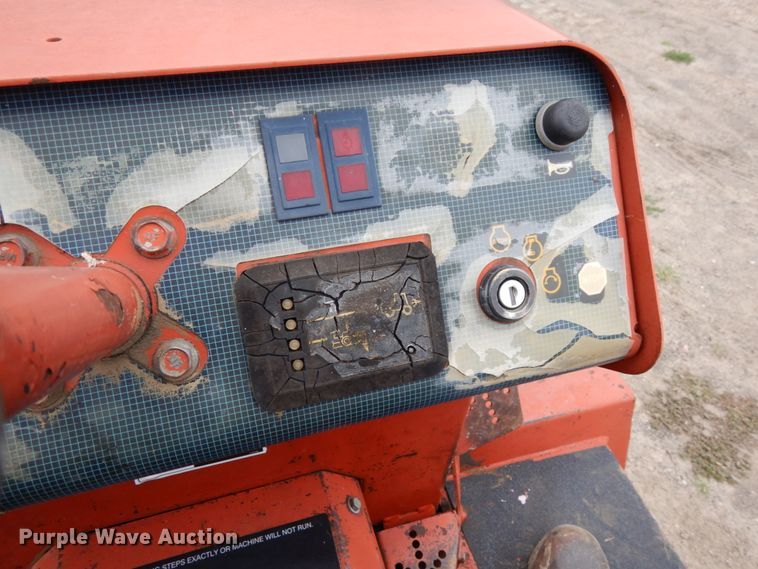 image for item DH6558 1998 Ditch Witch 3700DD  trencher