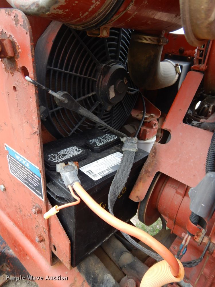 image for item DH6558 1998 Ditch Witch 3700DD  trencher