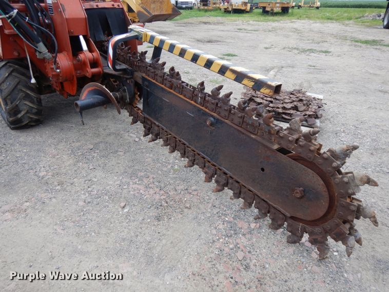 image for item DH6558 1998 Ditch Witch 3700DD  trencher