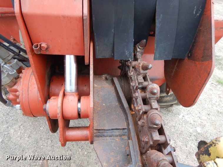 image for item DH6558 1998 Ditch Witch 3700DD  trencher