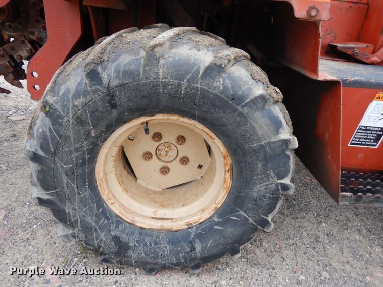 image for item DH6558 1998 Ditch Witch 3700DD  trencher