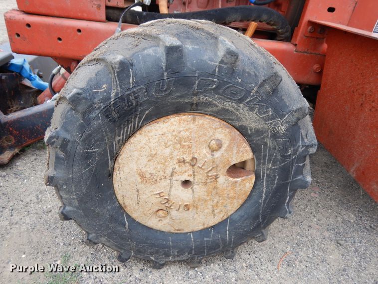 image for item DH6558 1998 Ditch Witch 3700DD  trencher