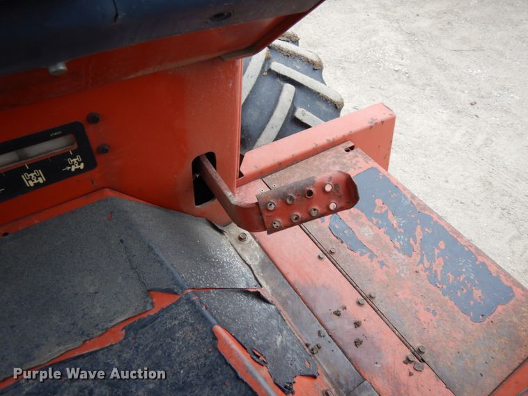 image for item DH6559 1999 Ditch Witch 8020T  vibratory cable plow
