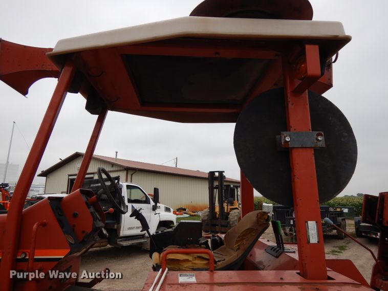 image for item DH6559 1999 Ditch Witch 8020T  vibratory cable plow