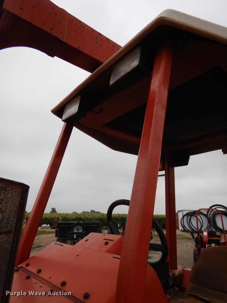 image for item DH6559 1999 Ditch Witch 8020T  vibratory cable plow