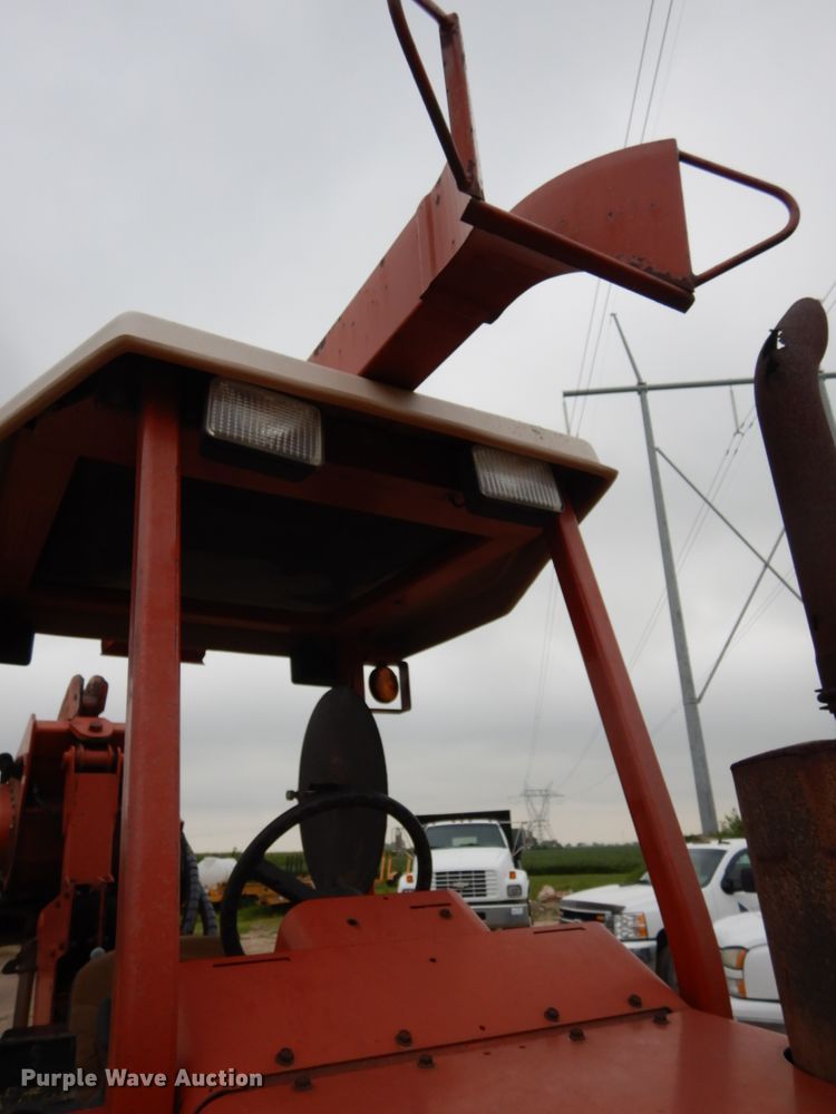 image for item DH6559 1999 Ditch Witch 8020T  vibratory cable plow