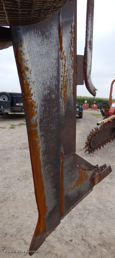 image for item DH6559 1999 Ditch Witch 8020T  vibratory cable plow