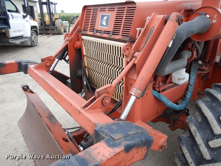 image for item DH6559 1999 Ditch Witch 8020T  vibratory cable plow