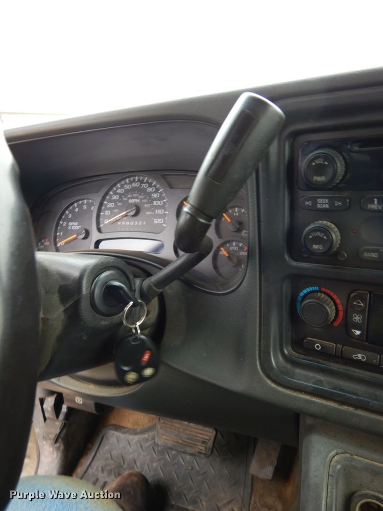 image for item DH6560 2006 Chevrolet Silverado 1500HD  Crew Cab pickup truck