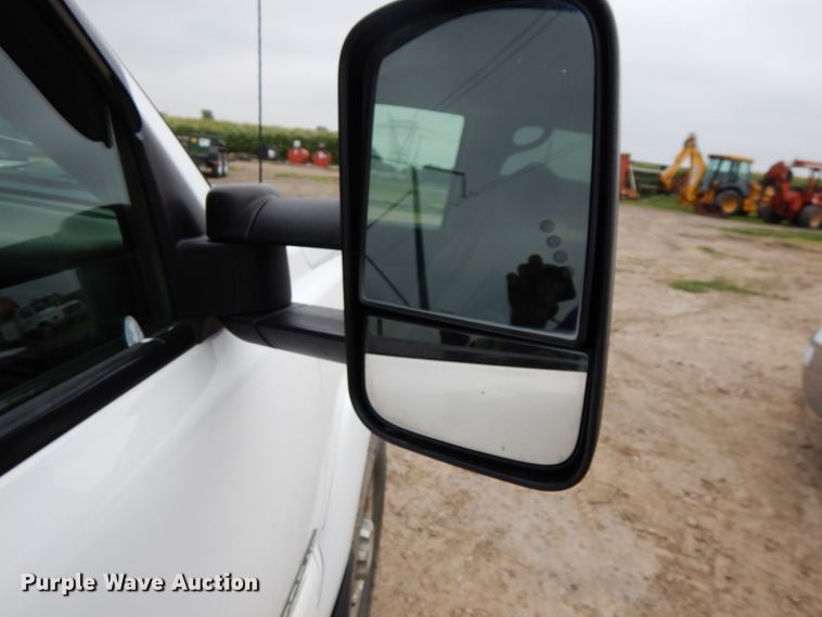 image for item DH6560 2006 Chevrolet Silverado 1500HD  Crew Cab pickup truck