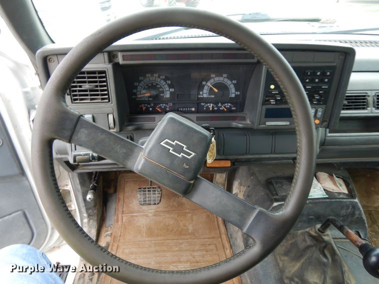 image for item DH6562 1998 Chevrolet C6500  dump truck