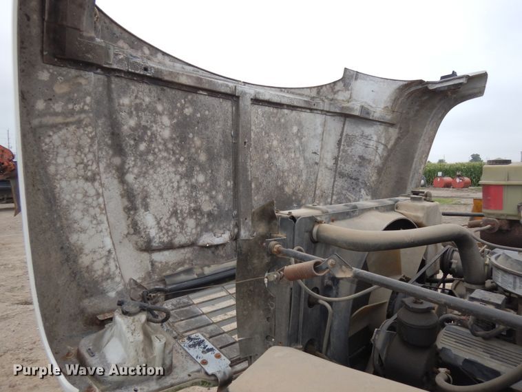 image for item DH6562 1998 Chevrolet C6500  dump truck