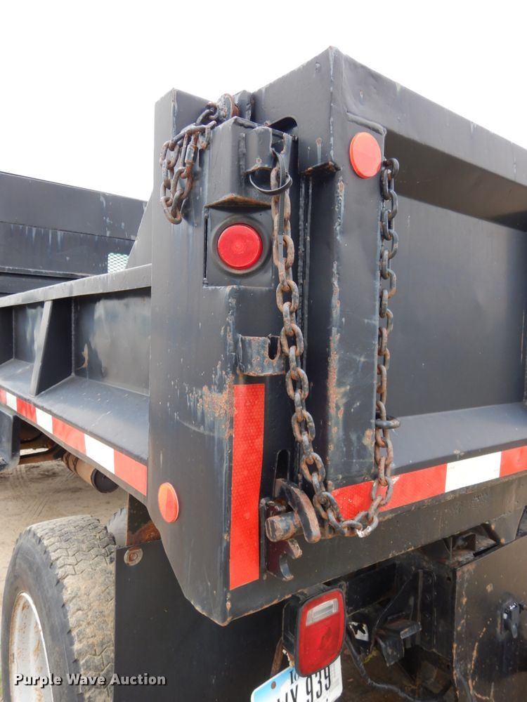 image for item DH6562 1998 Chevrolet C6500  dump truck