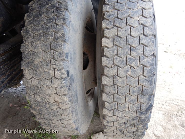 image for item DH6562 1998 Chevrolet C6500  dump truck