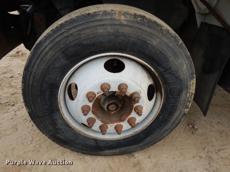 image for item DH6562 1998 Chevrolet C6500  dump truck