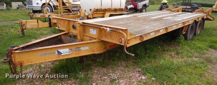 image for item DH6563 1997 Holden Industries HCZ18KT equipment trailer