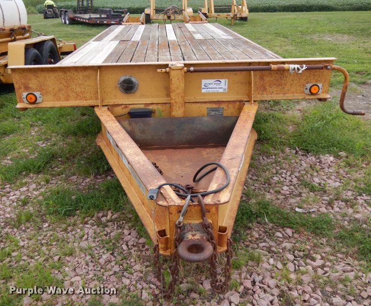 image for item DH6563 1997 Holden Industries HCZ18KT equipment trailer