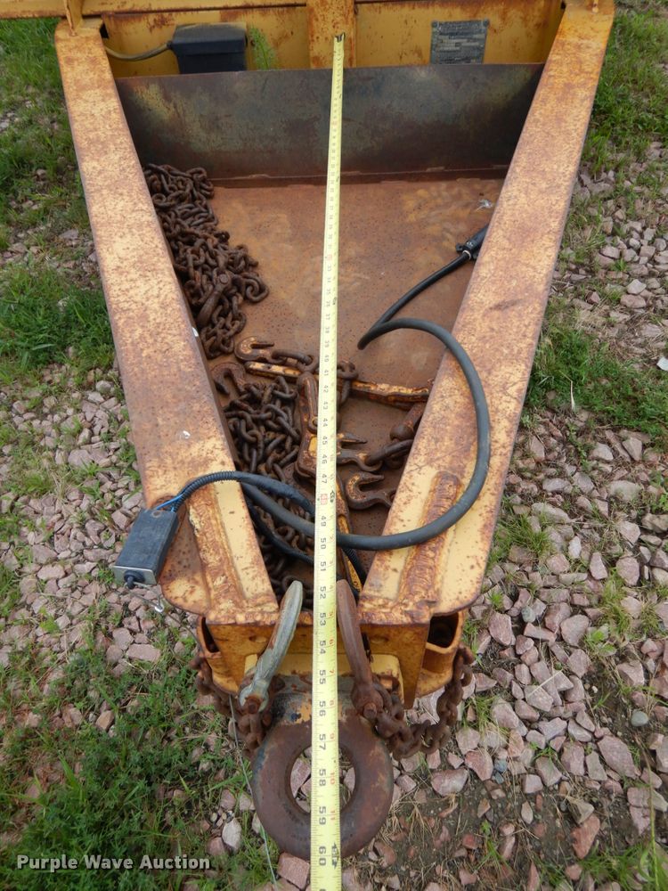 image for item DH6563 1997 Holden Industries HCZ18KT equipment trailer