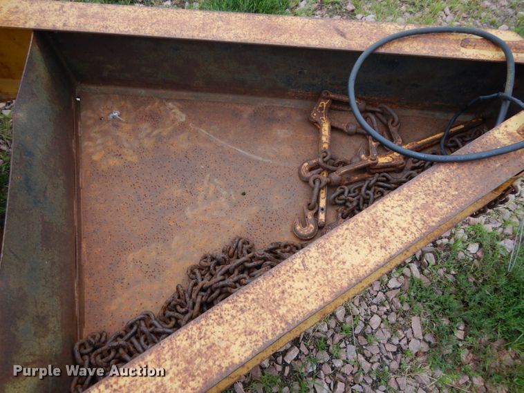 image for item DH6563 1997 Holden Industries HCZ18KT equipment trailer