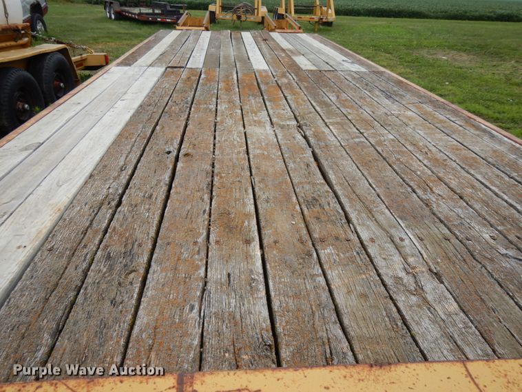 image for item DH6563 1997 Holden Industries HCZ18KT equipment trailer