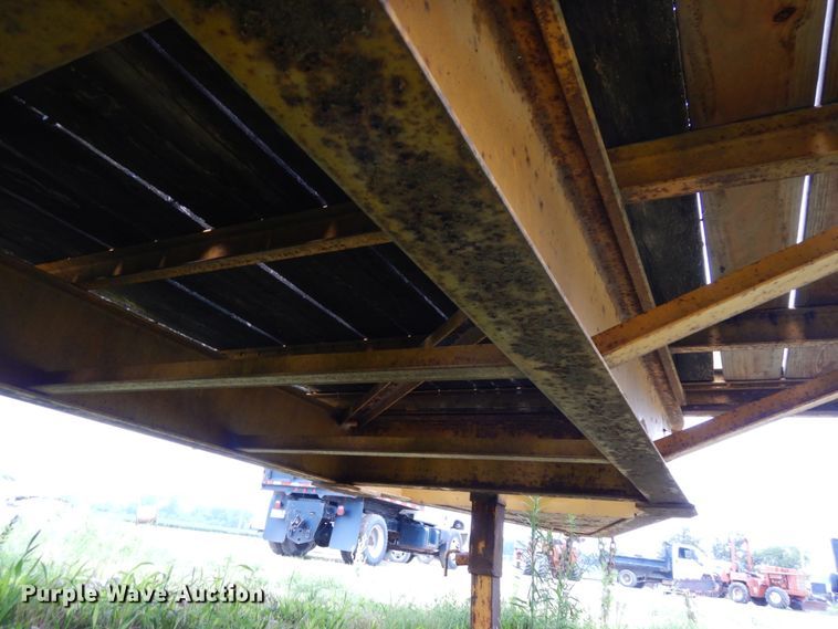 image for item DH6563 1997 Holden Industries HCZ18KT equipment trailer