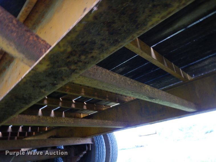 image for item DH6563 1997 Holden Industries HCZ18KT equipment trailer