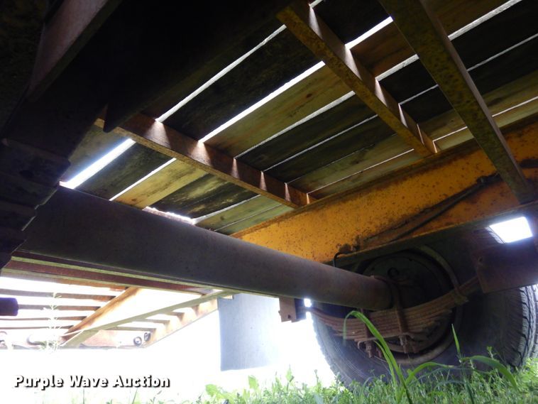 image for item DH6563 1997 Holden Industries HCZ18KT equipment trailer