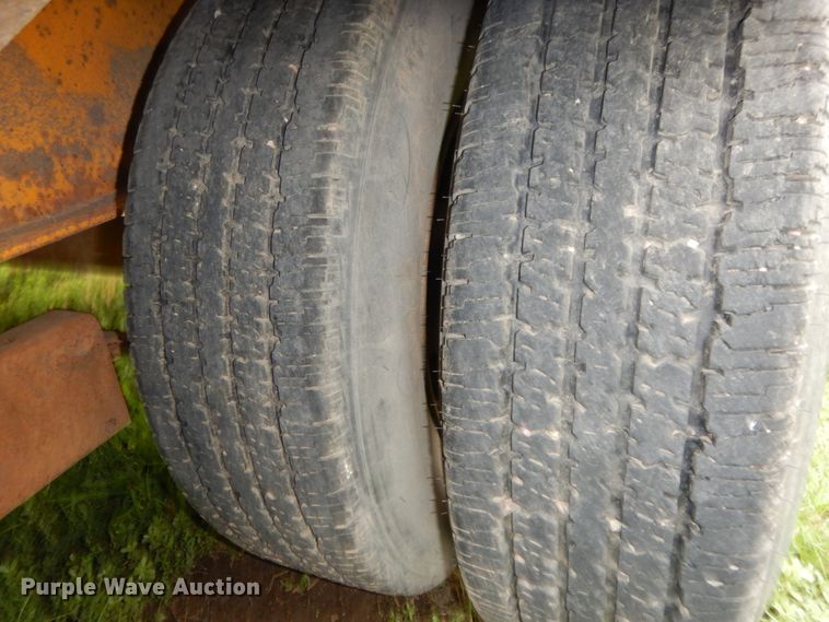 image for item DH6563 1997 Holden Industries HCZ18KT equipment trailer