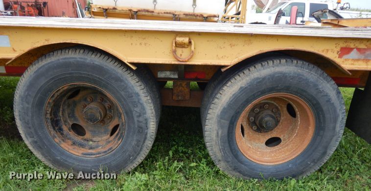 image for item DH6563 1997 Holden Industries HCZ18KT equipment trailer