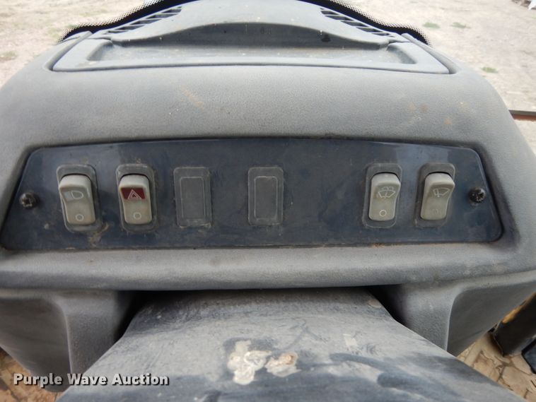 image for item DH6564 2005 John Deere 310G  backhoe