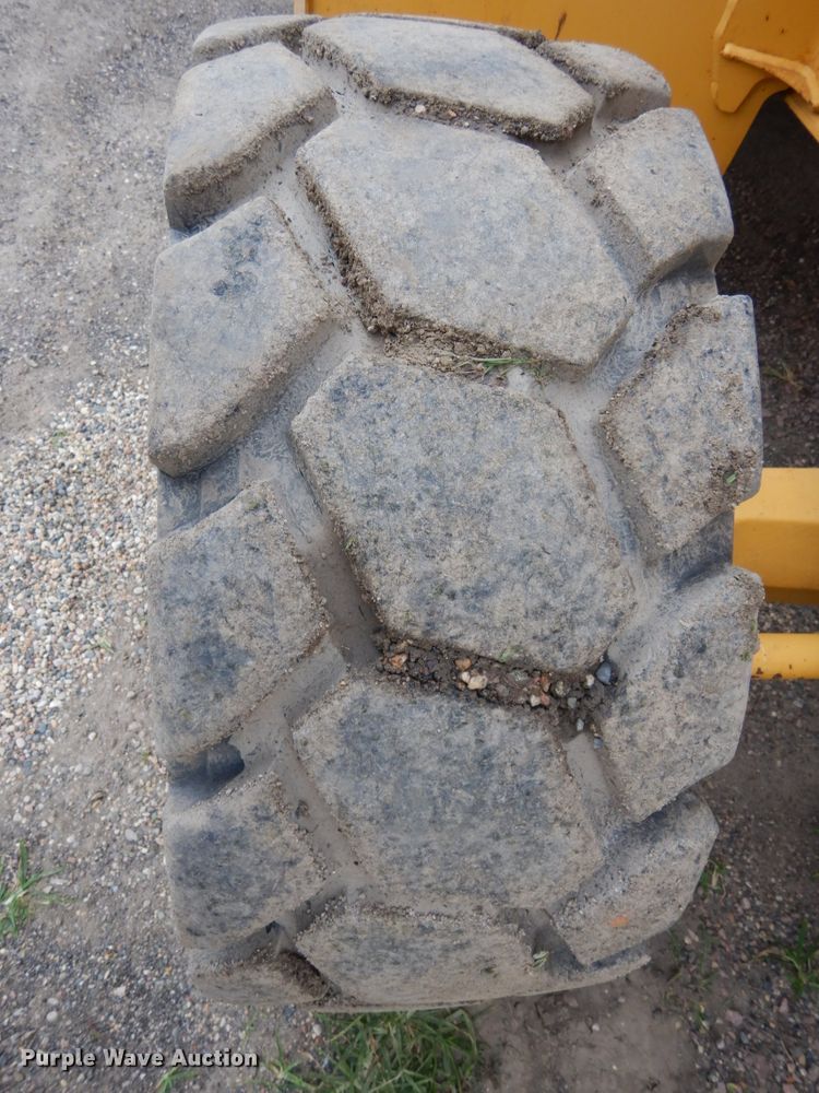 image for item DH6564 2005 John Deere 310G  backhoe